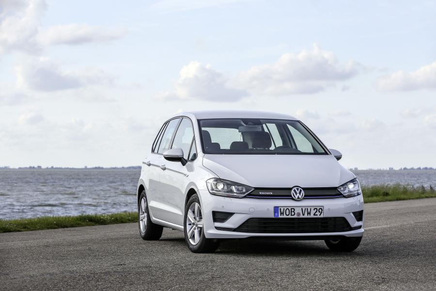  Volkswagen Golf Sportsvan TSI BlueMotion 2015 года  (фото 4 из 10)